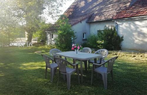 Feins-en-Gatinais House | Gîte le grand bois