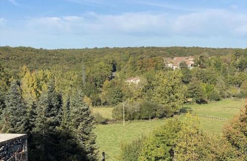 Torsac House | Gîte lumineux avec terrasse, jardin et Wi-Fi proche d'Angoulême, animaux acceptés - FR-1-653-82