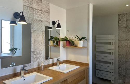 Saint-Leon House | Gîte nature à St Léon avec jardin et WIFI - FR-1-489-440