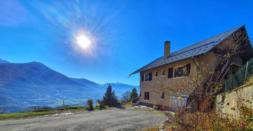 Chateauroux-les-Alpes Apartment | gîte roche Rousse