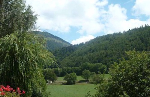 Saint-Leger-les-Melezes Apartment | Gîtes de Combebelle - quiet location 600 m from the slopes - trailheads