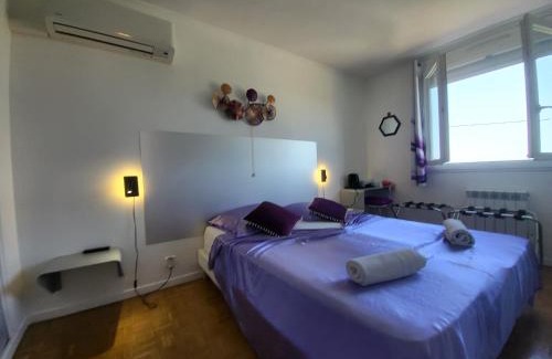 Aussonne Apartment | Gîtes pour groupe climatisé, parking, jardin proche Toulouse, Airbus, MEETT et aéroport
