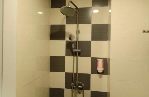 Kampung Bakau Hotel | G Langkawi Motel