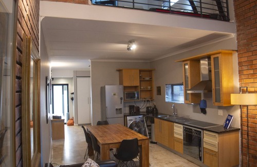 Greater Johannesburg Metropolitan Area Apartment | G3 22 on Athol