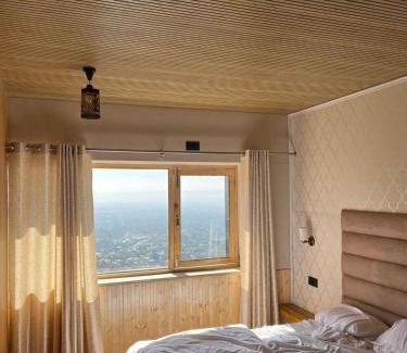 Bullawala Apartment | G7 Stay