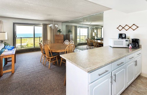 Gearhart Condo | G710 4th Floor 2 bedroom, No Cleaning Fees