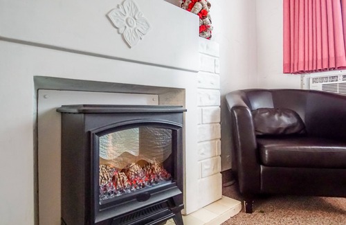 East Kootenay Hotel | Gables Motel