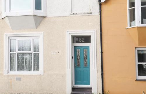 Beaumaris House | Gadlys House 62
