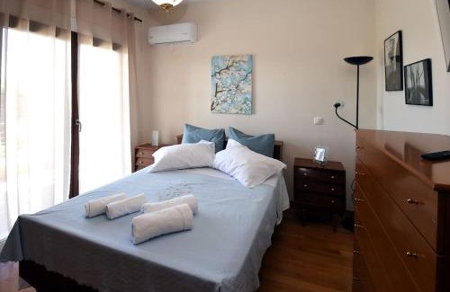 Epanomi House | Gaia cottage with garden