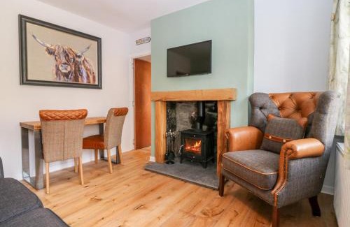 Ballater House | Gairnlea Cottage