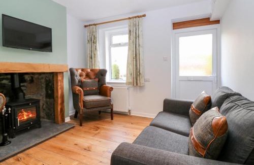 Ballater House | Gairnlea Cottage