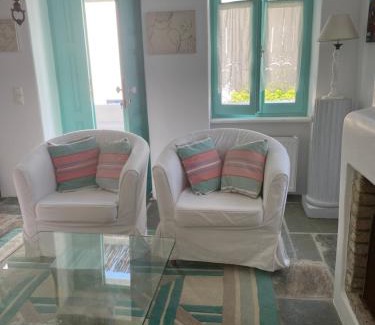 Exomvourgo Apartment | Galatea House First floor with terraces