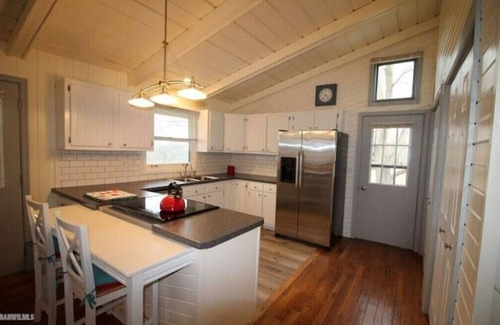 The Galena Territory House | Galena Getawaynn