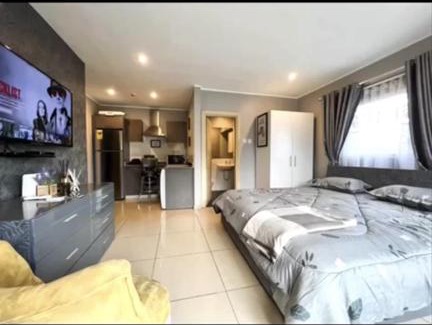 East Legon Apartment | Gallery III