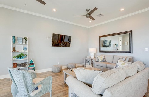 Spanish Grant House | Galveston Home with Outdoor Shower Steps to Beach!