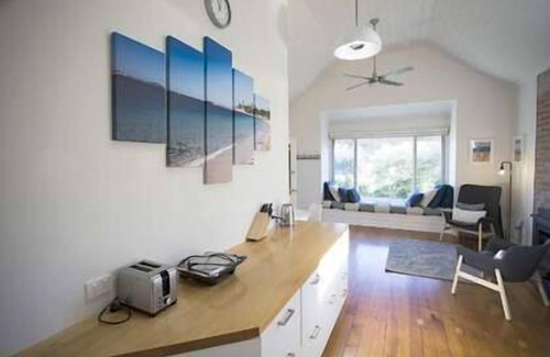 Queenscliff House | GALWAY COTTAGE