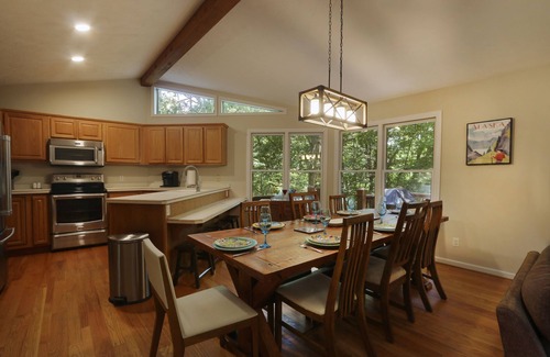 McGaheysville House | Game Room~Grill~Screen Porch~Top of Mountain~Pool Access~Walk to Most Amenities