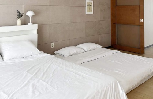 Dogok-dong Apartment | ★Gangnam Hyperion★High-End APT★3Bdr 2Bath