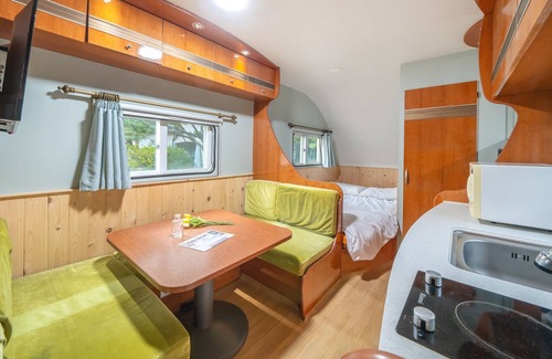 Sang House | Gapeyong Fourseason Pet Glamping Caravan