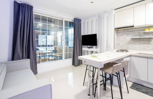 Buk House | Gapyeong Amor Pension