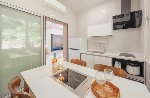 Gapyeong House | Gapyeong Laonjena Pool Villa