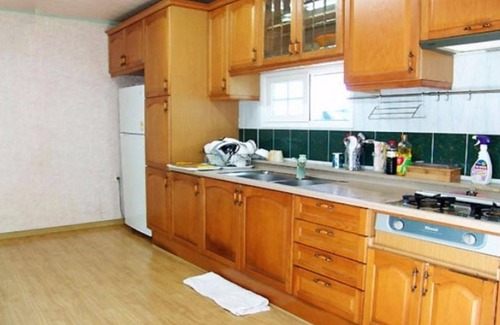 Oeseo House | Gapyeong White House Valley Pension