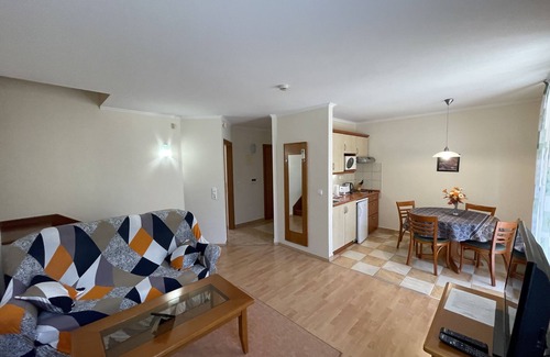 Heviz Apartment | Garda apartman