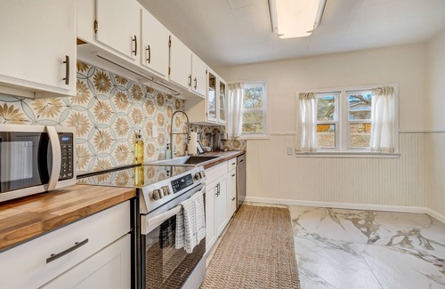 West Colorado Springs Apartment | Garden Base A