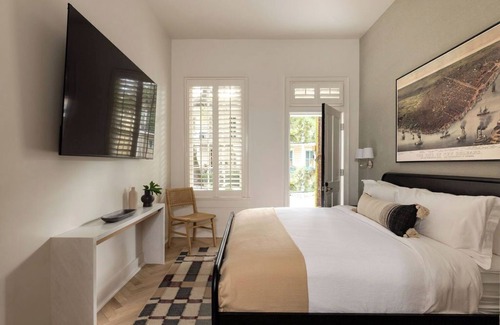 Lower Garden District Hotel | Garden District Hotel