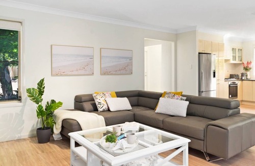 Wollongong West House | Garden Escape Serene Coastal Living in Wollongong