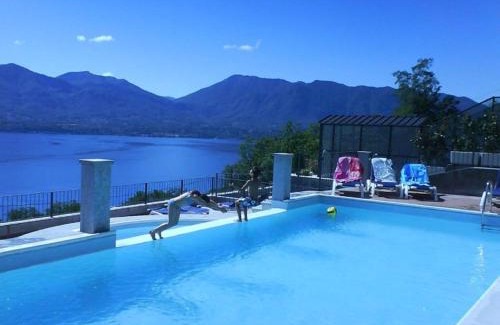 Oggebbio Apartment | Garden Flat by Lake Maggiore