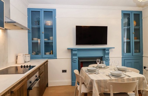Plymouth Cottage | GARDEN FLAT ON THE HOE - TAMAR, family friendly in Plymouth