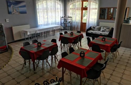 Balatonkeresztur Bed & Breakfast | Garden Panzió