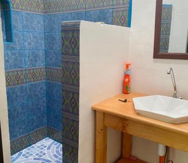Santa Cruz La Laguna Apartment | Garden studio
