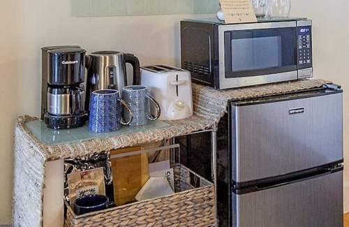 Portland Condo | Garden Suite A Peaceful Oasis on Munjoy Hill
