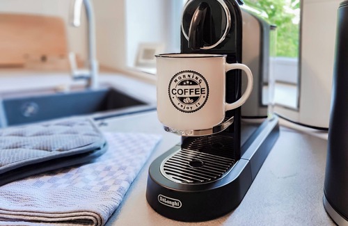 Schalksmuehle House | Garden View 1 - Design-Apartment, Küche, Garten - Sauerlanda