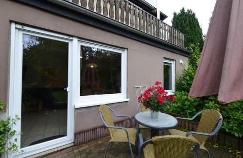 Heringhausen Apartment | Garden-view Apartment in Heringhausen Lake City Centre