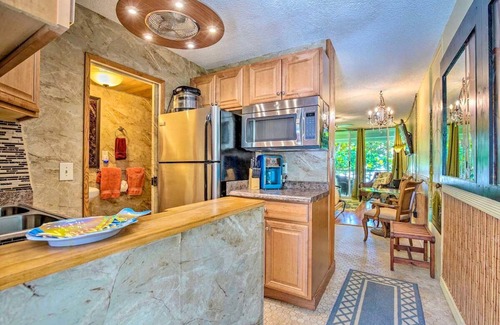 Historic Kailua Village Condo | Garden View Studio - Kona Islander Inn Condos Condo by RedAwning