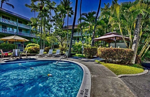Historic Kailua Village Condo | Garden View Studio - Kona Islander Inn Condos Condo by RedAwning