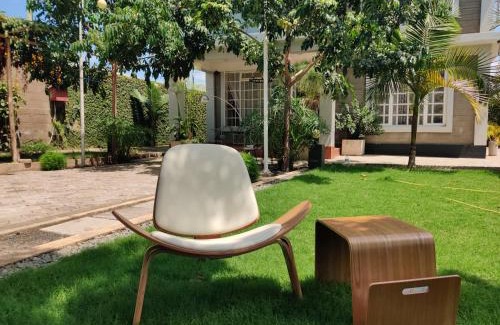 Arusha House | Garden View with detached Bathroom