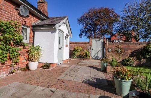 Lytham St. Anne's House | Gardener's Cottage