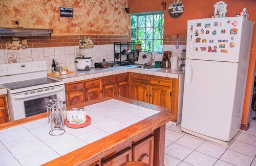 Villa Bonita Bed & Breakfast | Gardens House, Airport Juan Santamaría, Alajuela, San Jose