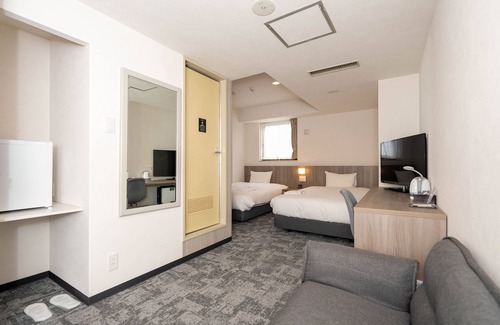 Shiroishi Hotel | GARDENS STAY