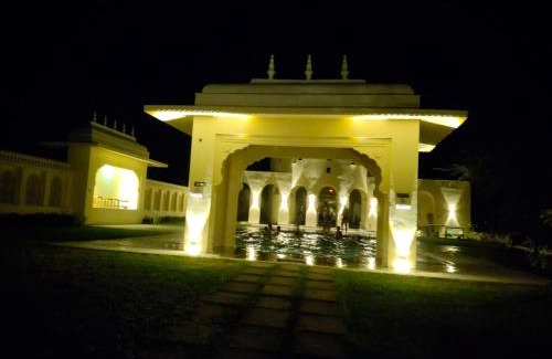 Malpura Hotel | Garh Pachewar Fort