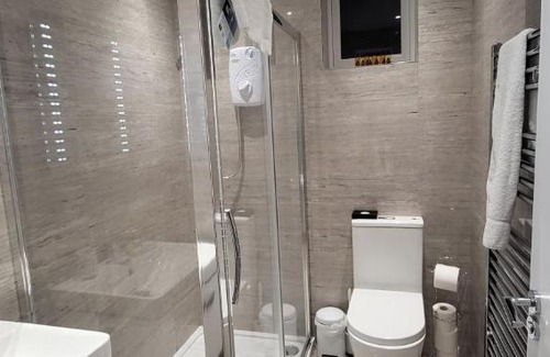 Belvedere Apartment | Garland Stylish Apartment 1 in Greater London