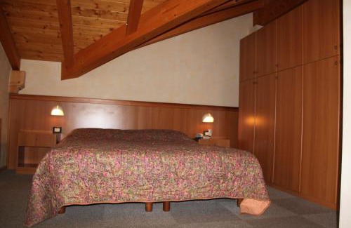 Cavalese Hotel | Garnì Goccia d'Oro
