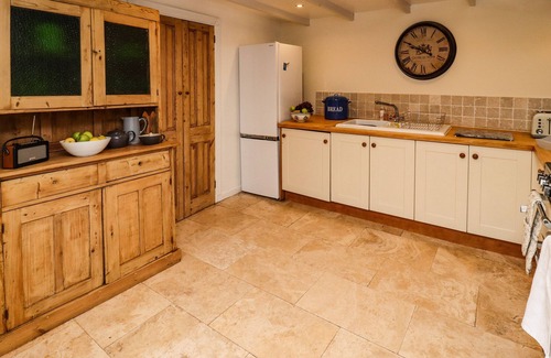 Kingsand House | GARRETTS, pet friendly, with open fire in Kingsand And Cawsand