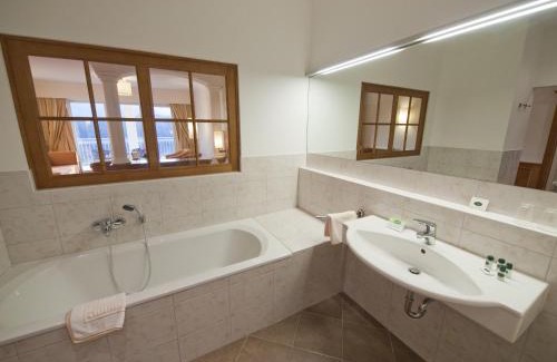 Durnstein Hotel | Gartenhotel & Weingut Pfeffel Dürnstein