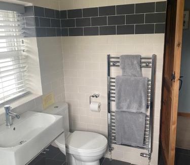 Llanbedr Bed & Breakfast | Garth Engan Private Self Contained B&B with Garden Area