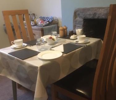 Llanbedr Bed & Breakfast | Garth Engan Private Self Contained B&B with Garden Area